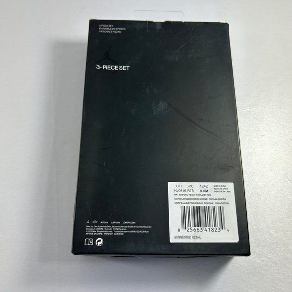 Nike Air Jordan 3 Piece Newborn 0-6 Months Set Bodysuit Hat Bib Jump Man Red NWT - Picture 2 of 7